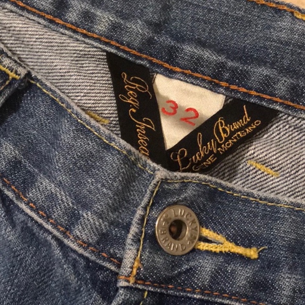 Men’s lucky brand jeans size 32